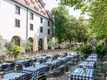 Foto: Zweibayernkueche, Zeughausstuben und Wei&amp;szlig;er Hase